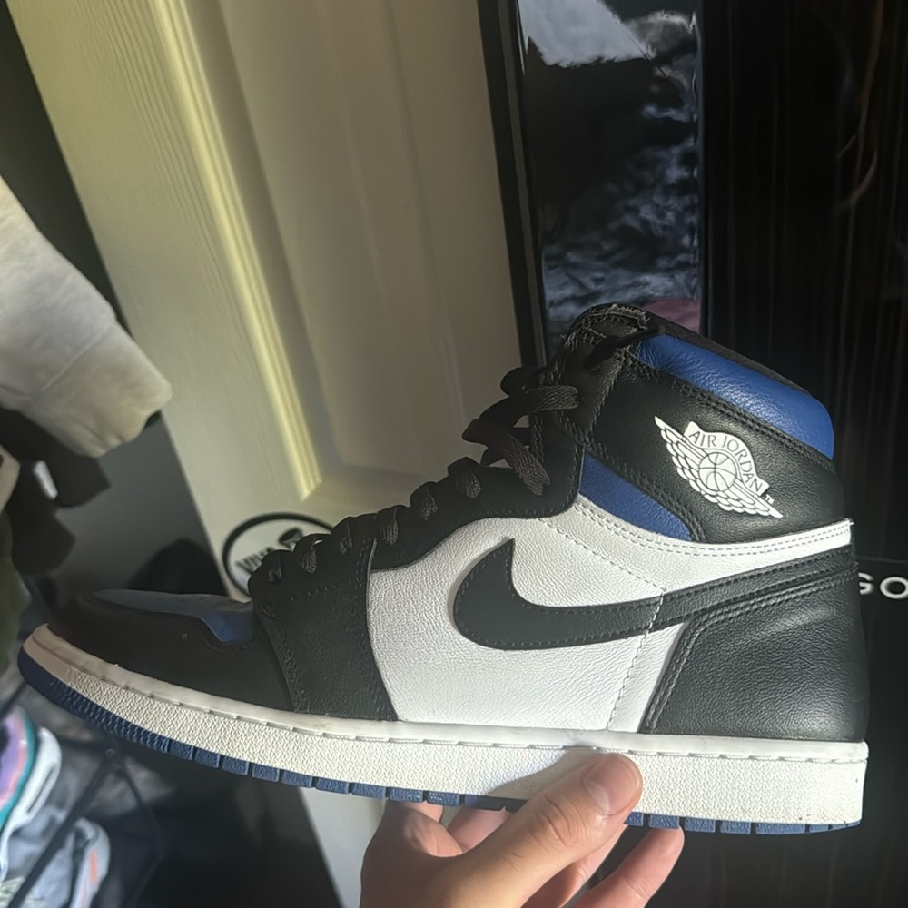 Used Jordan 1 Royale toe size 13